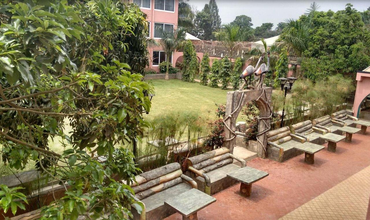 Imperial Golf View Hotel Entebbe Zewnętrze zdjęcie