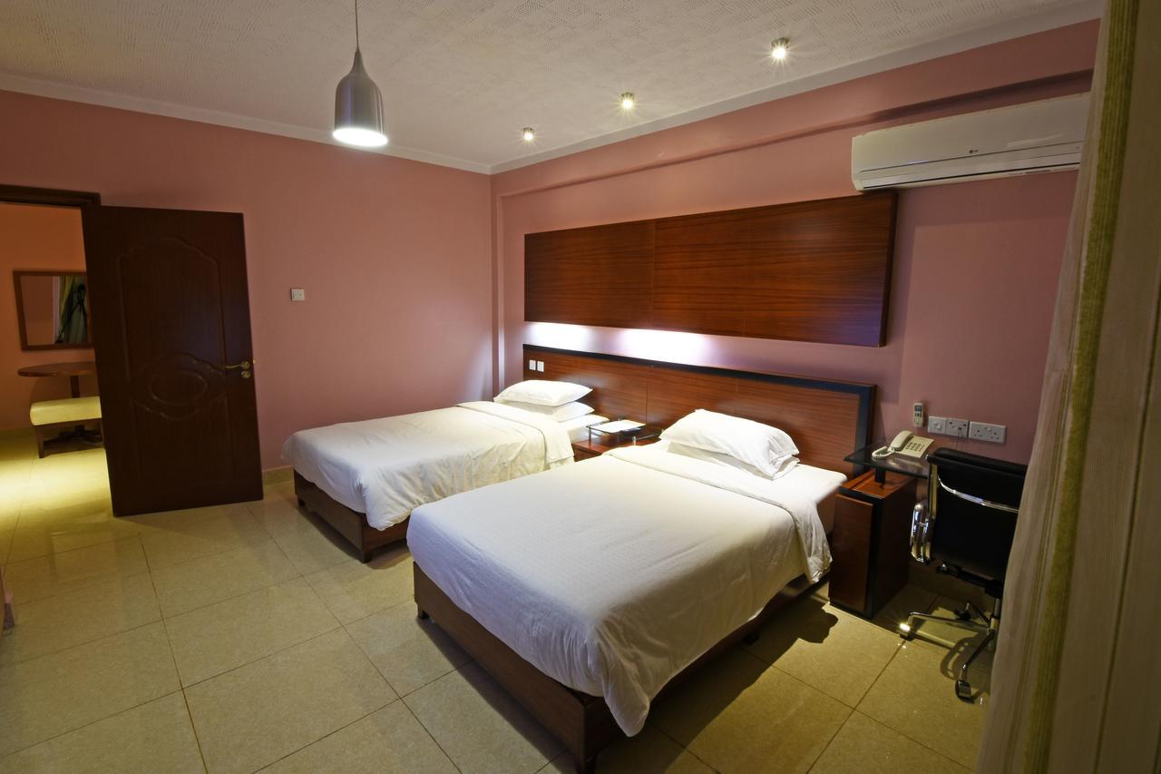 Imperial Golf View Hotel Entebbe Zewnętrze zdjęcie
